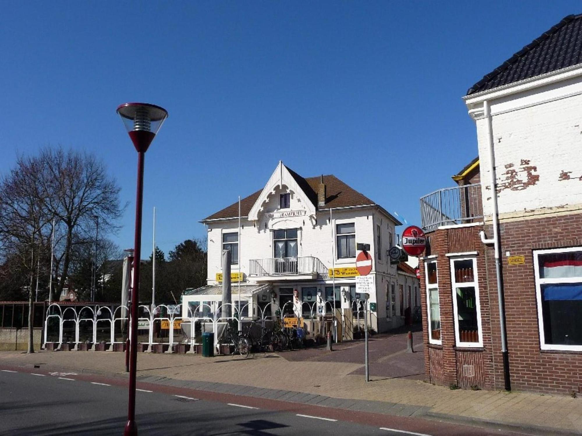 Great Farmhouse In De Cocksdorp With Garden Esterno foto