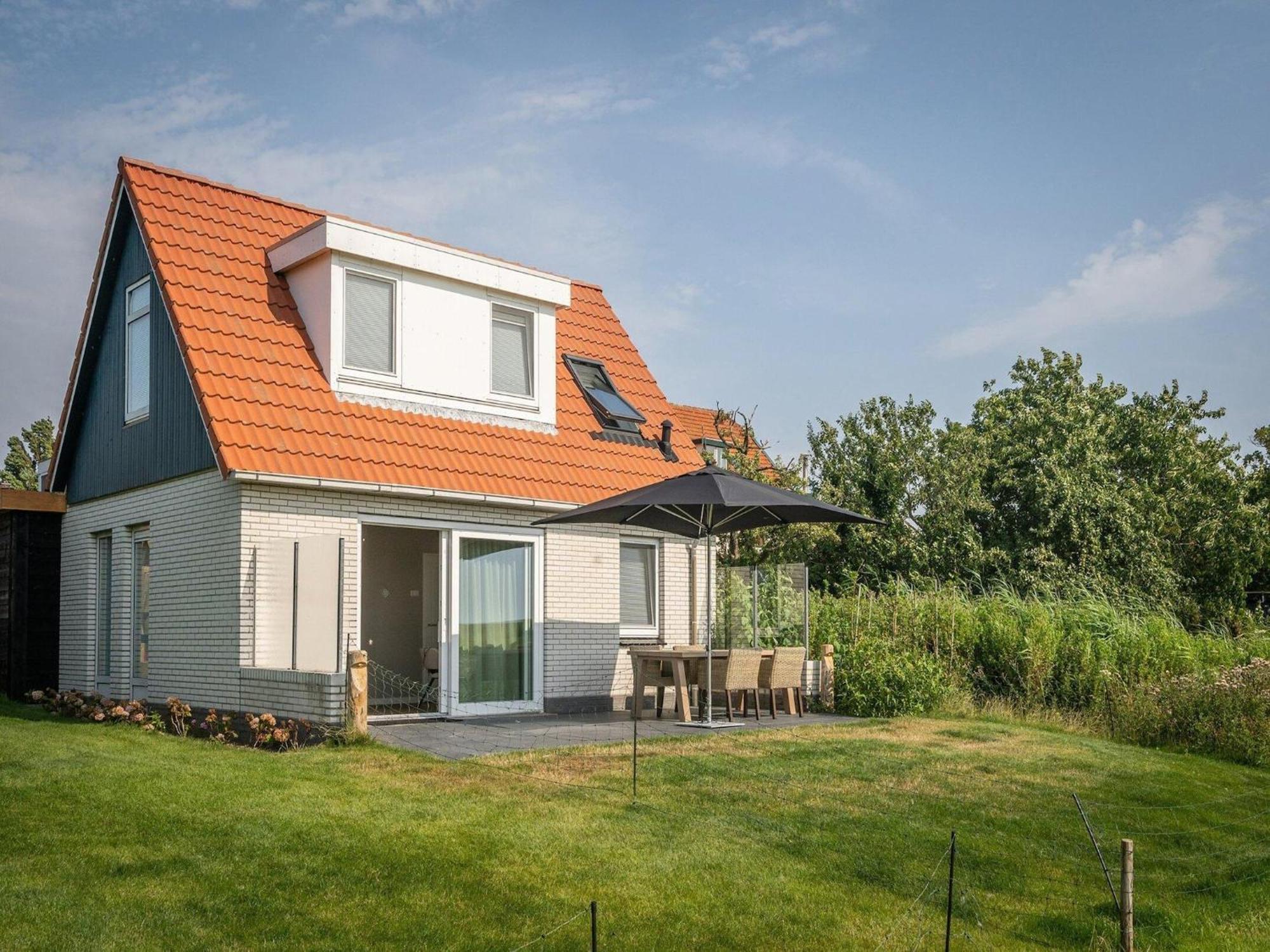 Great Farmhouse In De Cocksdorp With Garden Esterno foto